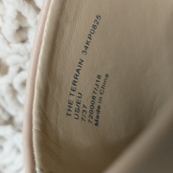 Katy Perry The Terrain Camel & Pink Mule - Picture 10 of 13